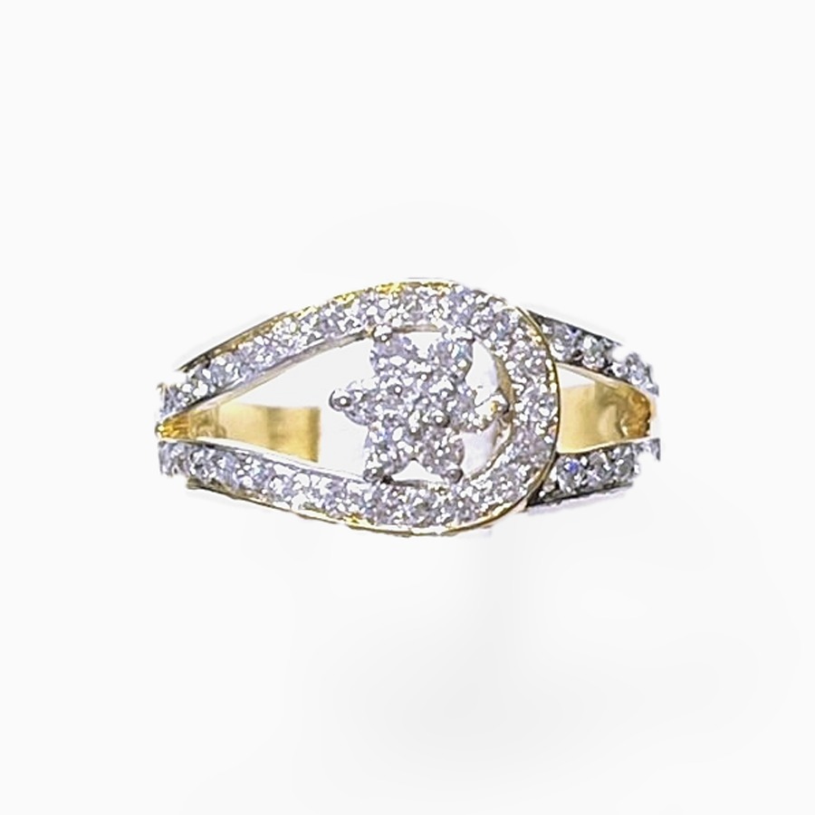 Blossom Pavé Diamond Ring